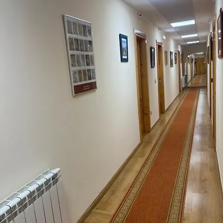 Hotel Gavitu 3*