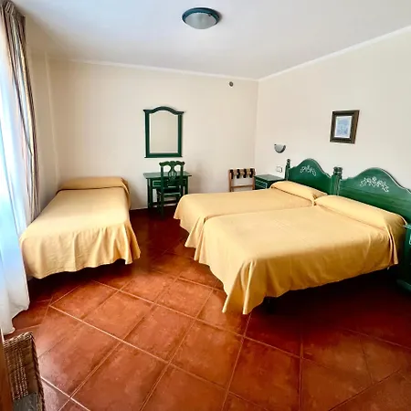 Hotel Gavitu Celorio (Llanes)